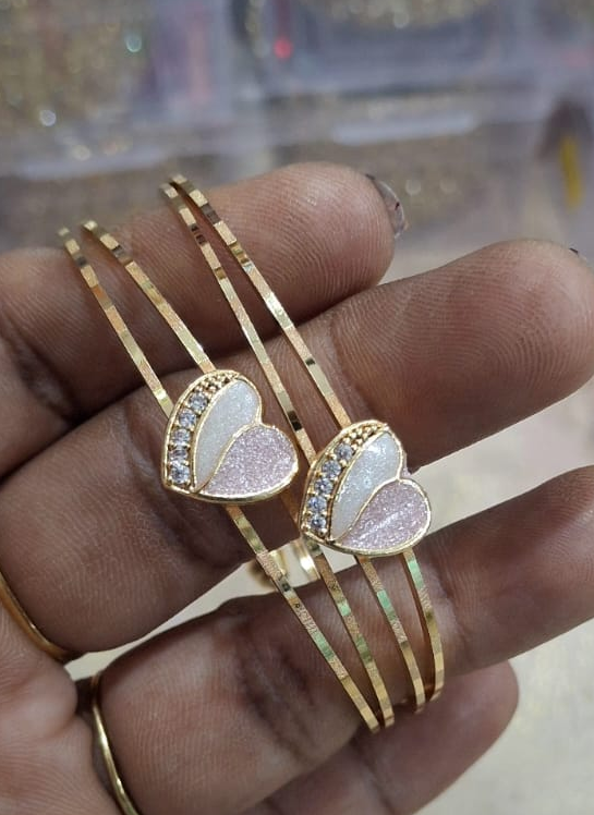 Heart Stone Bangle